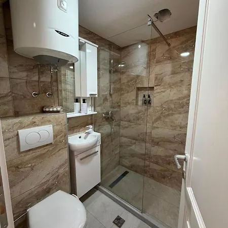 Veky Apartman
