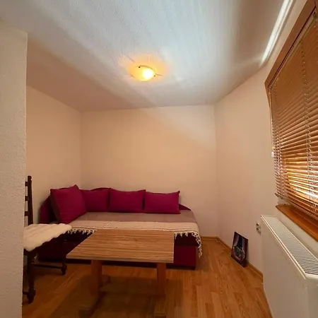 Apartman Veky *